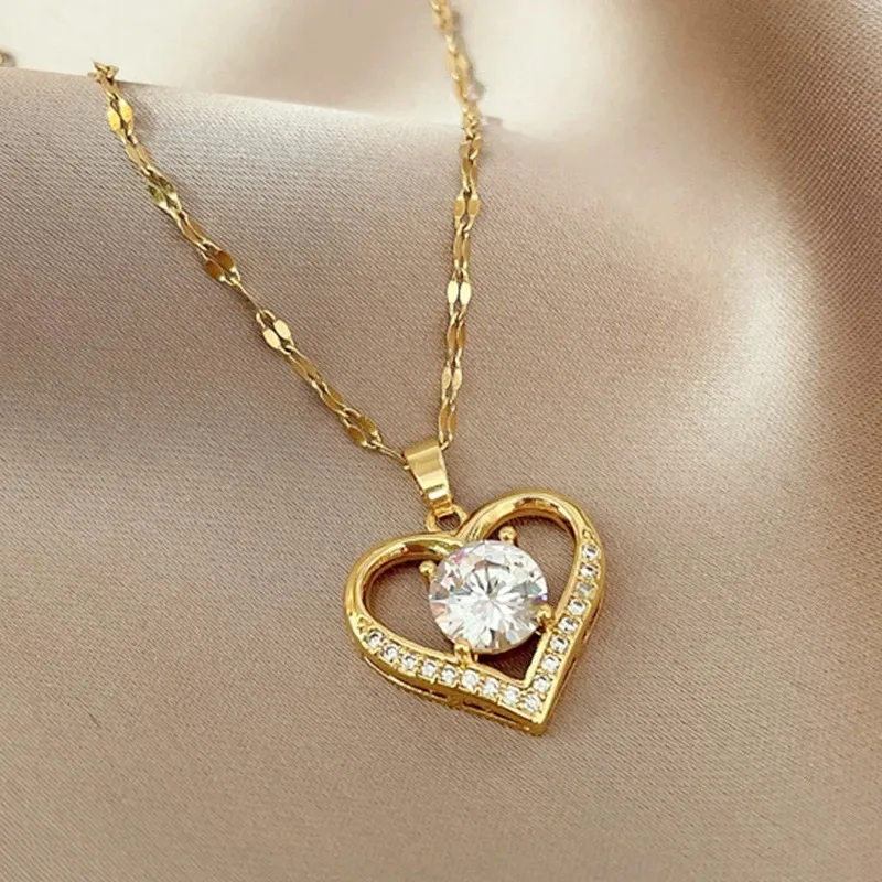 Heart Pendant Necklace - Image 3