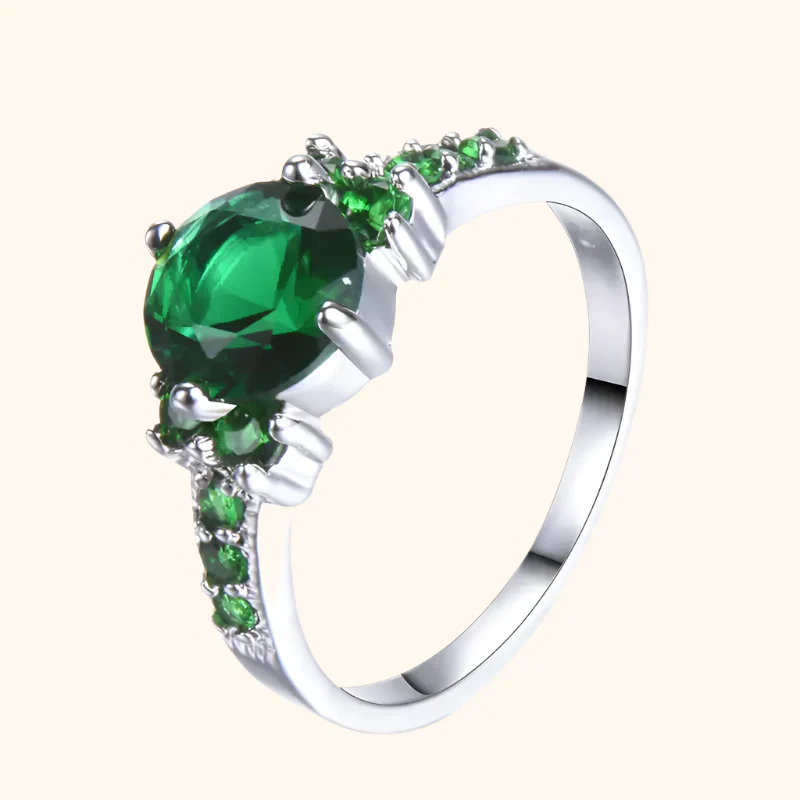 Celia Ferrowyn Ring | White Gold