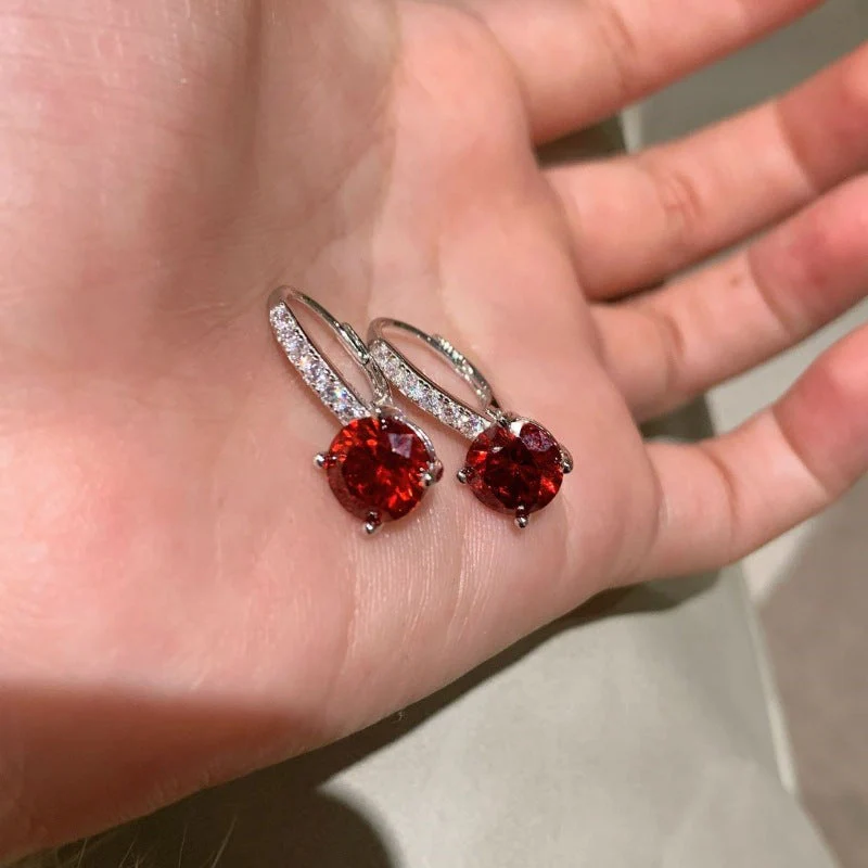 Celirae Orvane Earrings | White Gold - Image 5