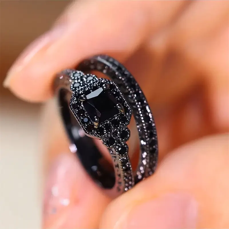 Classic Black Ring Collection