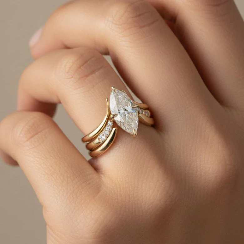 Drop Crown Gold Ring - Image 4