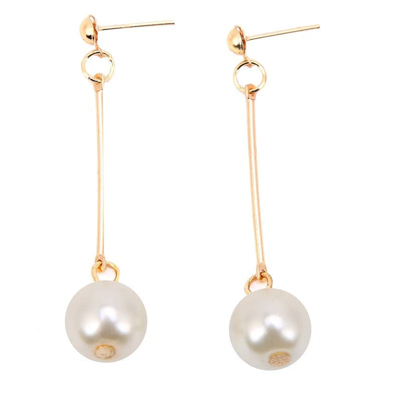 Elegant Hand-Plaid Pearl Earrings with Luxurious Dangle - Image 3
