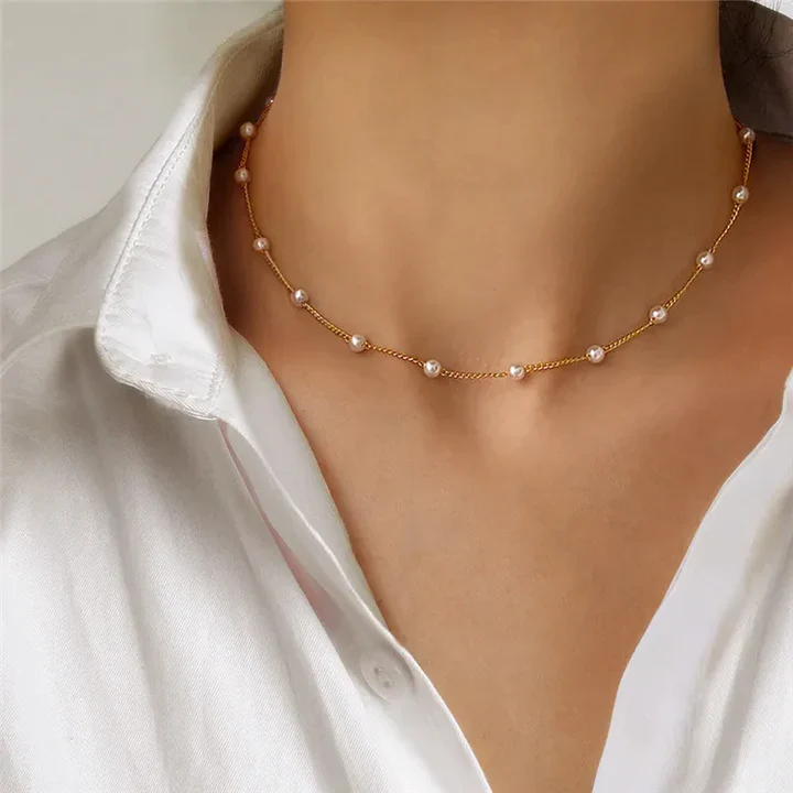 Elegant Small Pearl Neckless