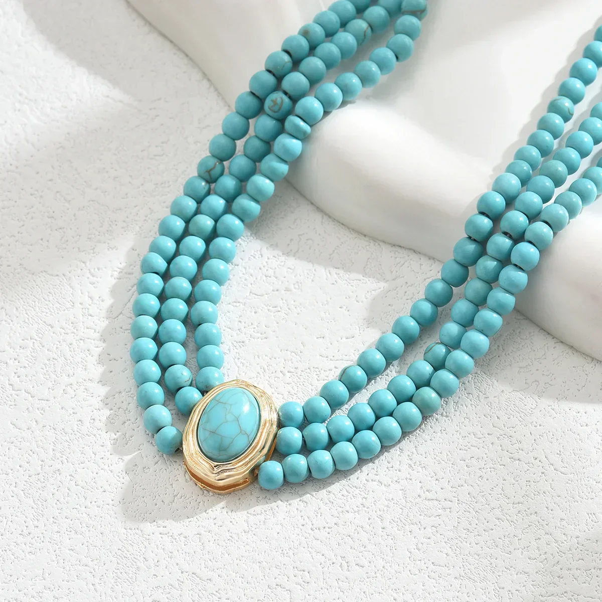 Elegant Vintage Turquoise Pearl Necklace - Image 3