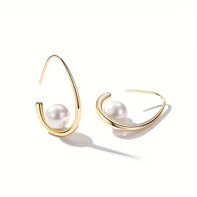 Elegent Pearl and Gold Earrings