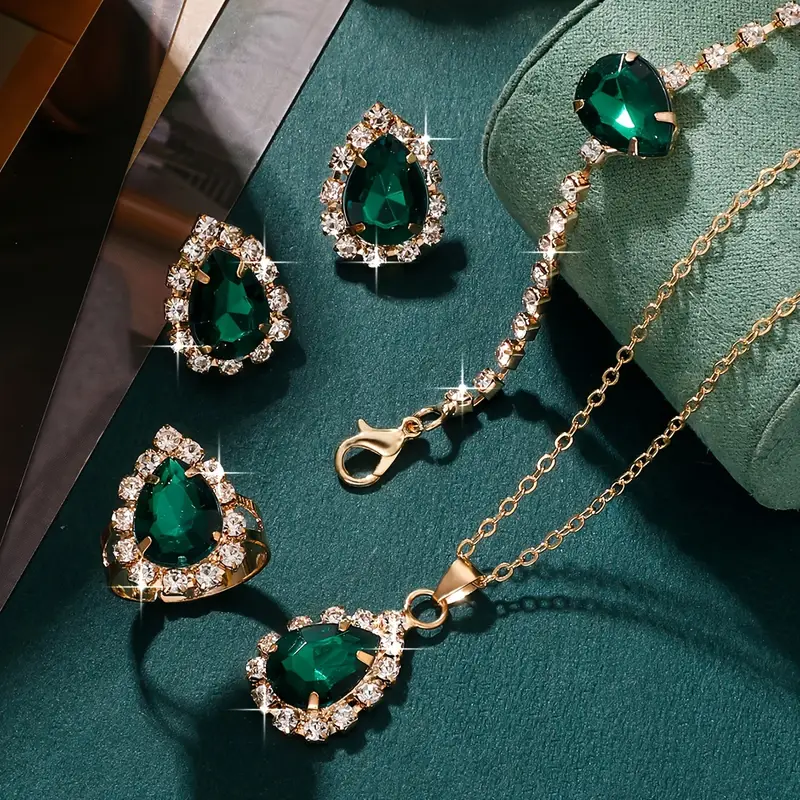 Elisandre Vermont Jewelry Set | Gold - Image 3