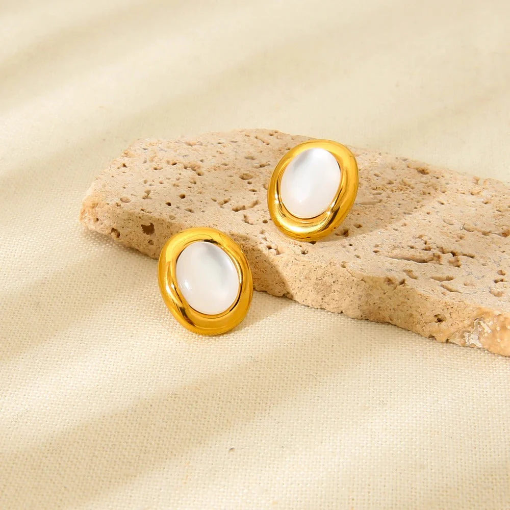 Giselle Pearl Earrings