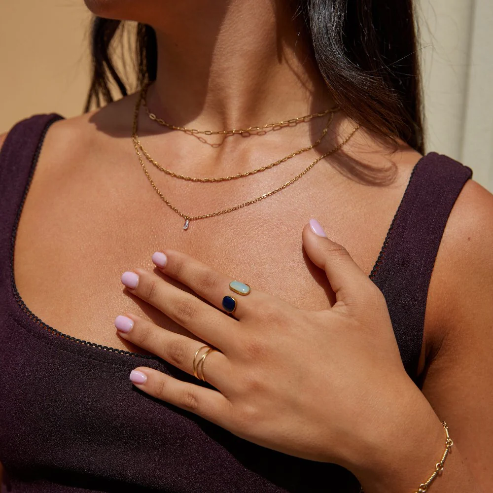 Hug Ring with Aquamarine - Image 6