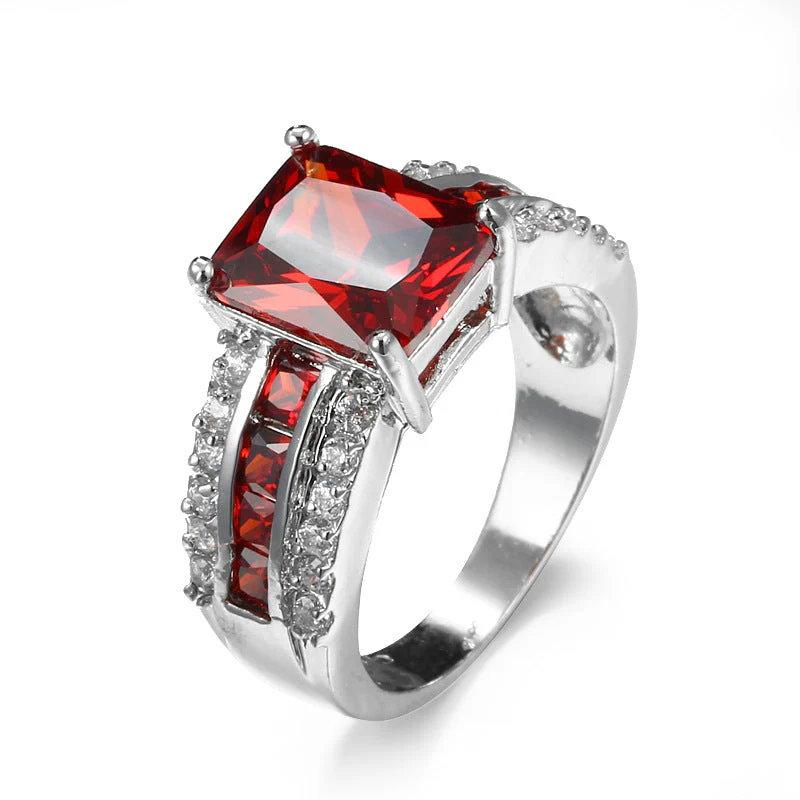 Kassira Redmont Ring | Gold - Image 2