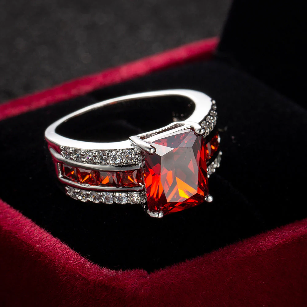 Kassira Redmont Ring | Gold - Image 3