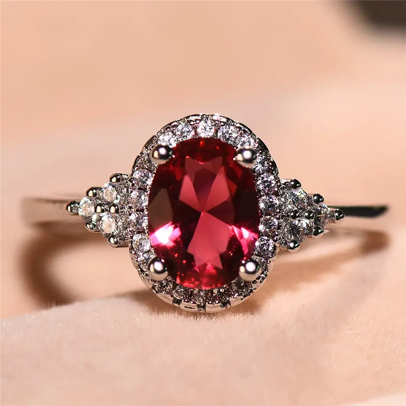 Kirella Emberlain Ring | White Gold - Image 4