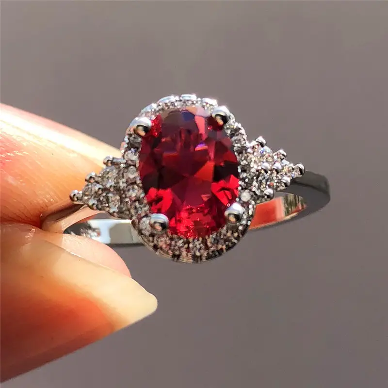 Kirella Emberlain Ring | White Gold - Image 5