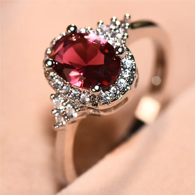 Kirella Emberlain Ring | White Gold - Image 8
