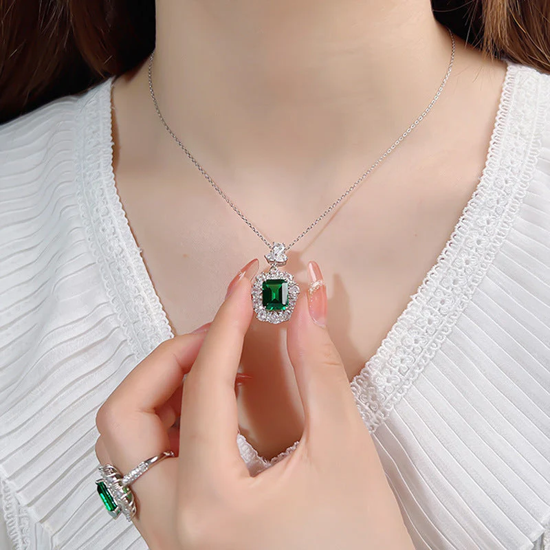 Meliora Brenswyn Necklace | White Gold - Image 3