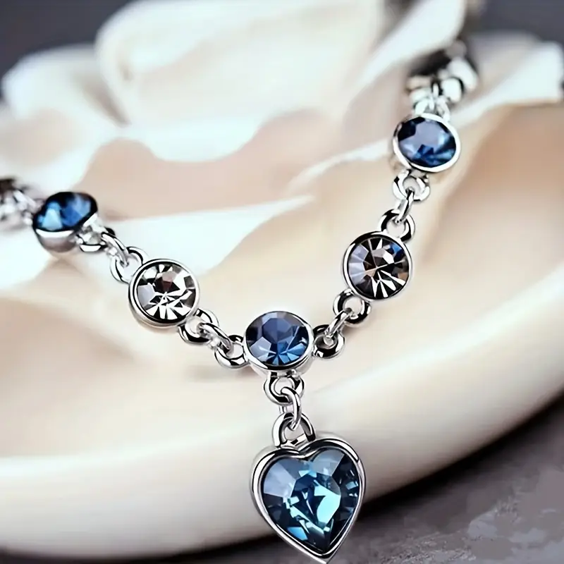 Ocen Heart Glow Bracelet | White Gold - Image 3