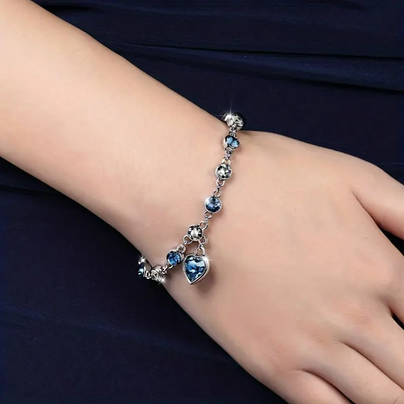 Ocen Heart Glow Bracelet | White Gold - Image 4