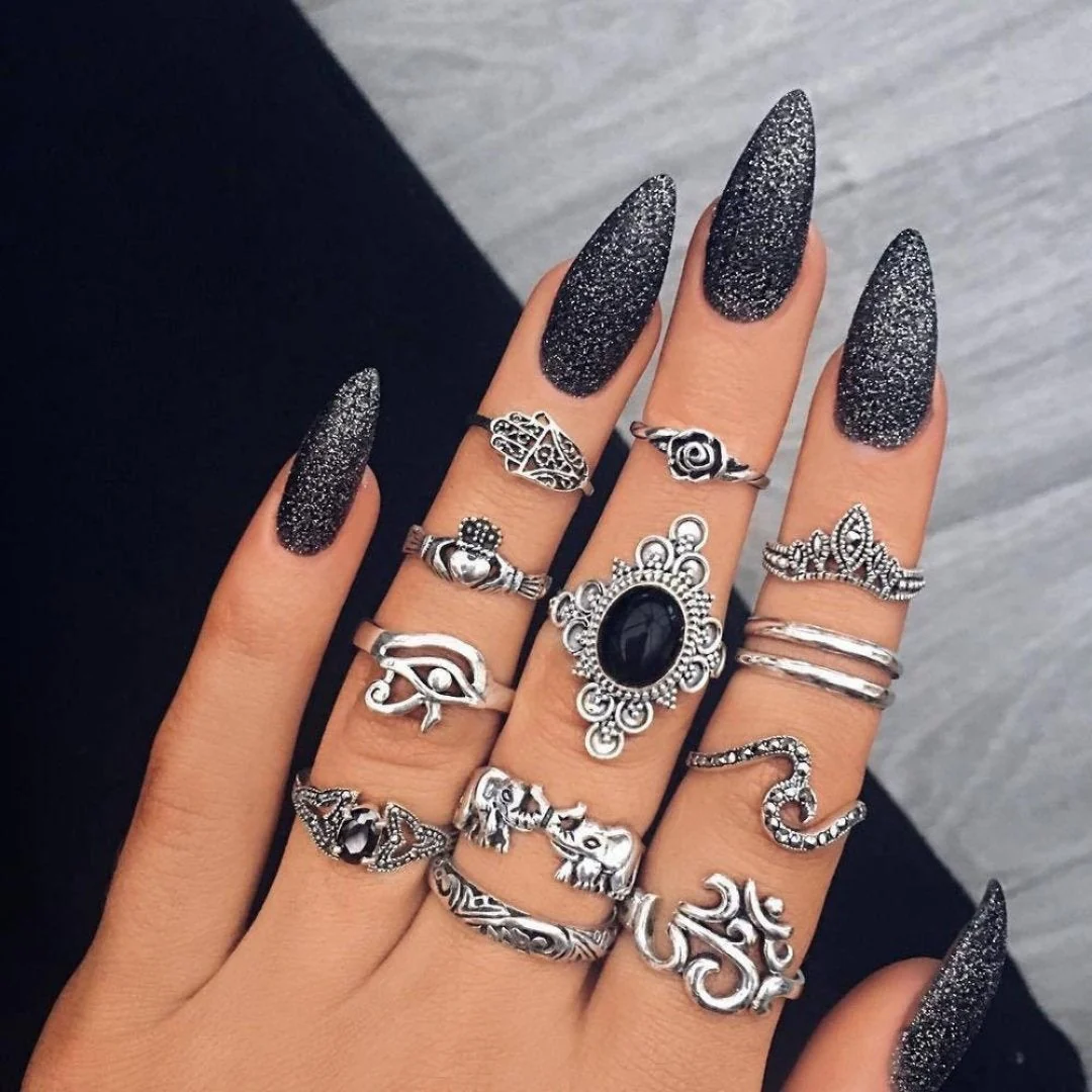 Unique Premium Pack of 8 to 12 Rings - Image 11