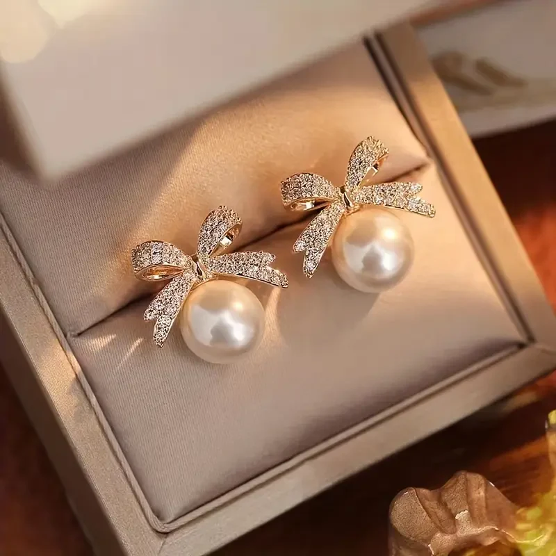Pearl Brite Bow Earrings