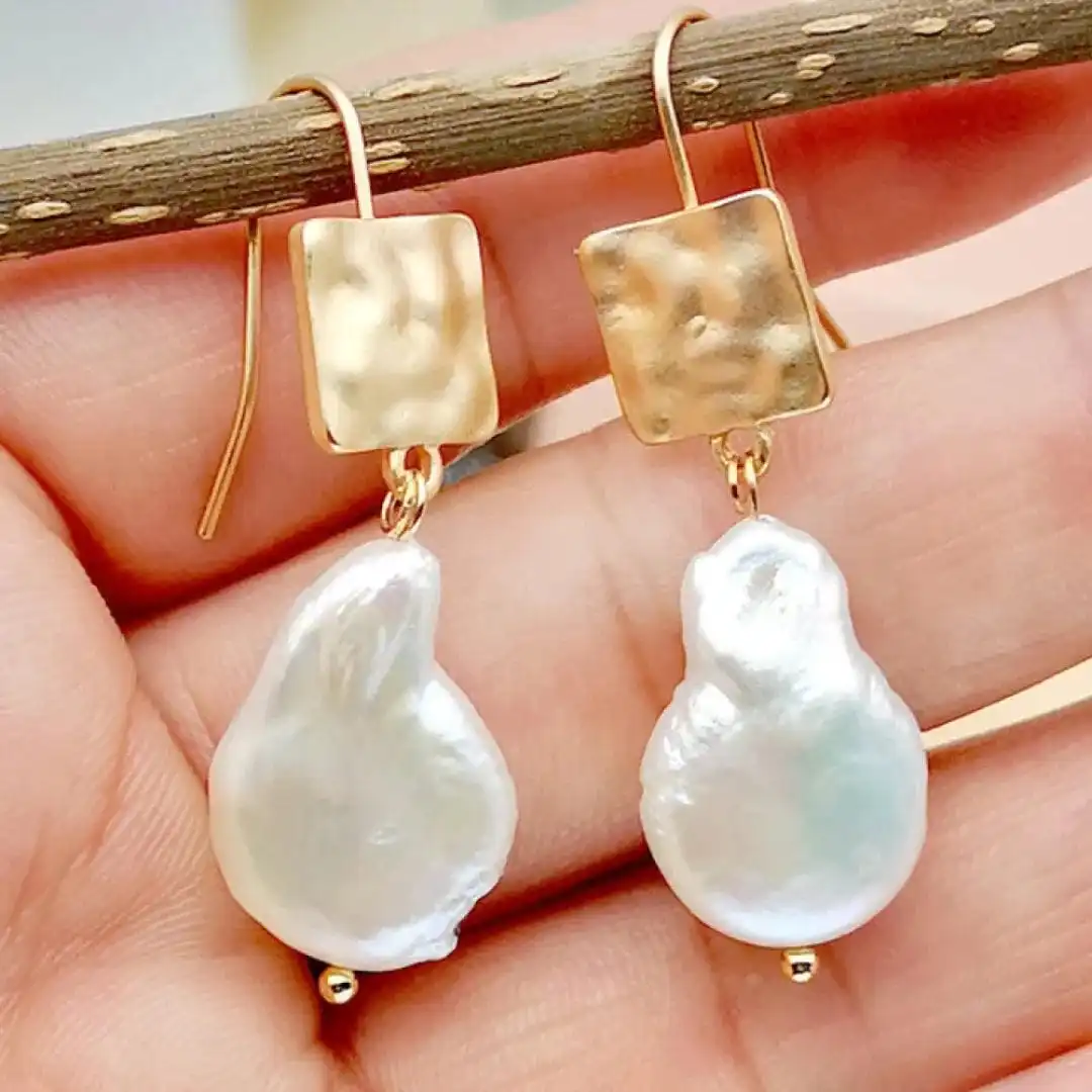 Retro Freshwater Pearl Earrings - Image 2