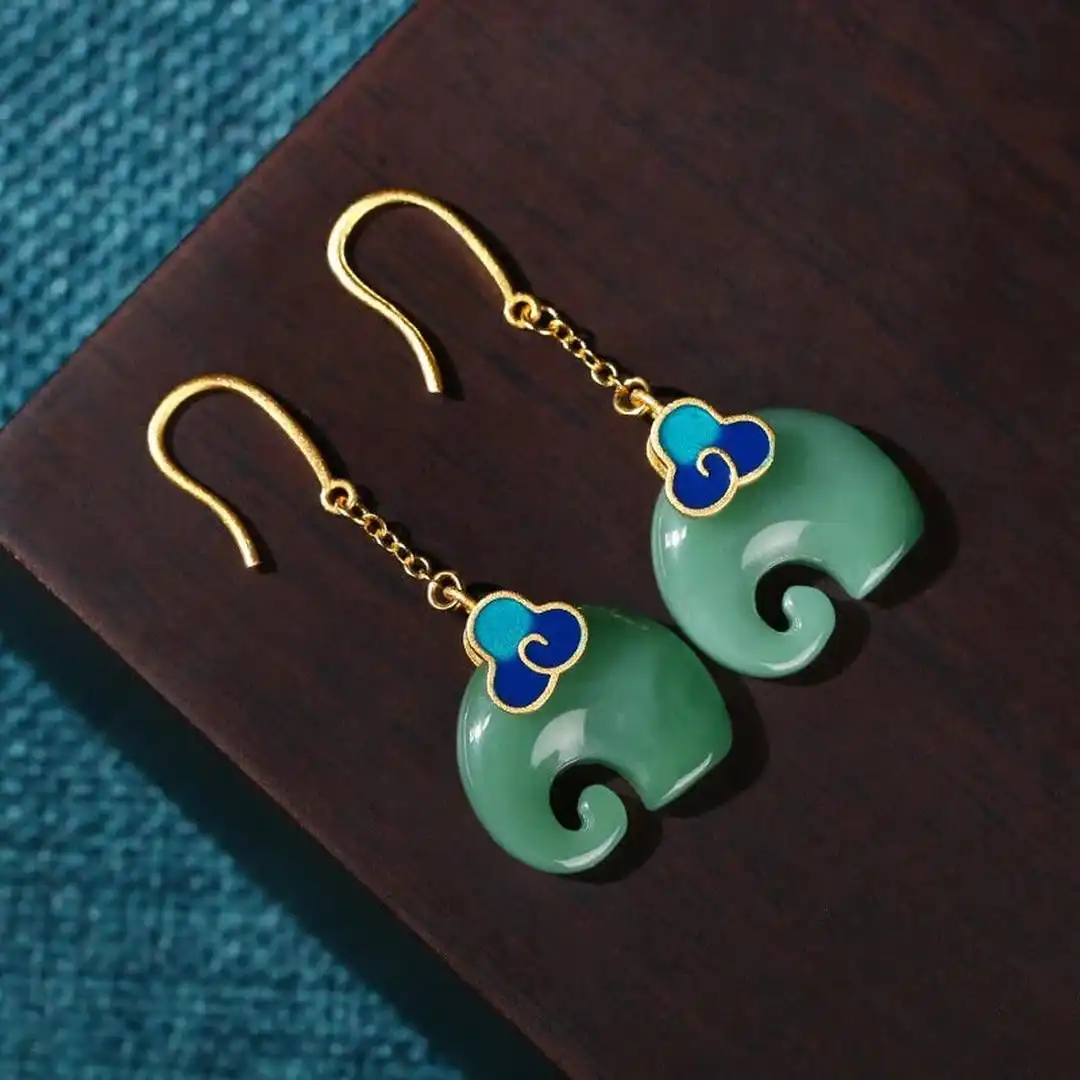 Retro Green Elephant Earrings - Image 2