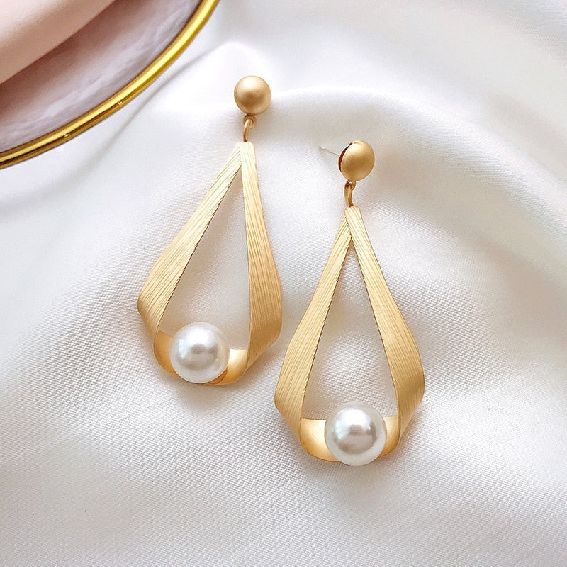 Rond Crystal & Pearl Earrings