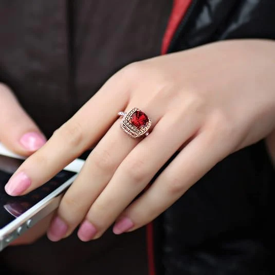 Rubi Halo Statement Ring | Rose Gold - Image 2