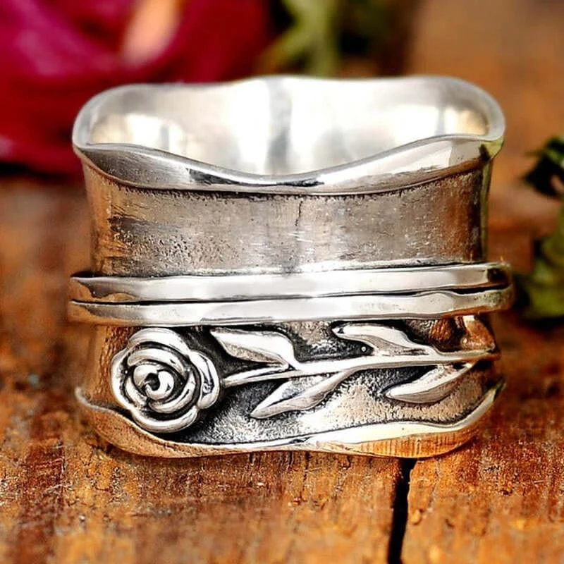 Silver Vintage Flower Ring
