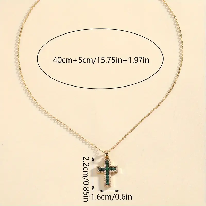 Solene Emerald Cross Pendant Necklace | Gold - Image 4