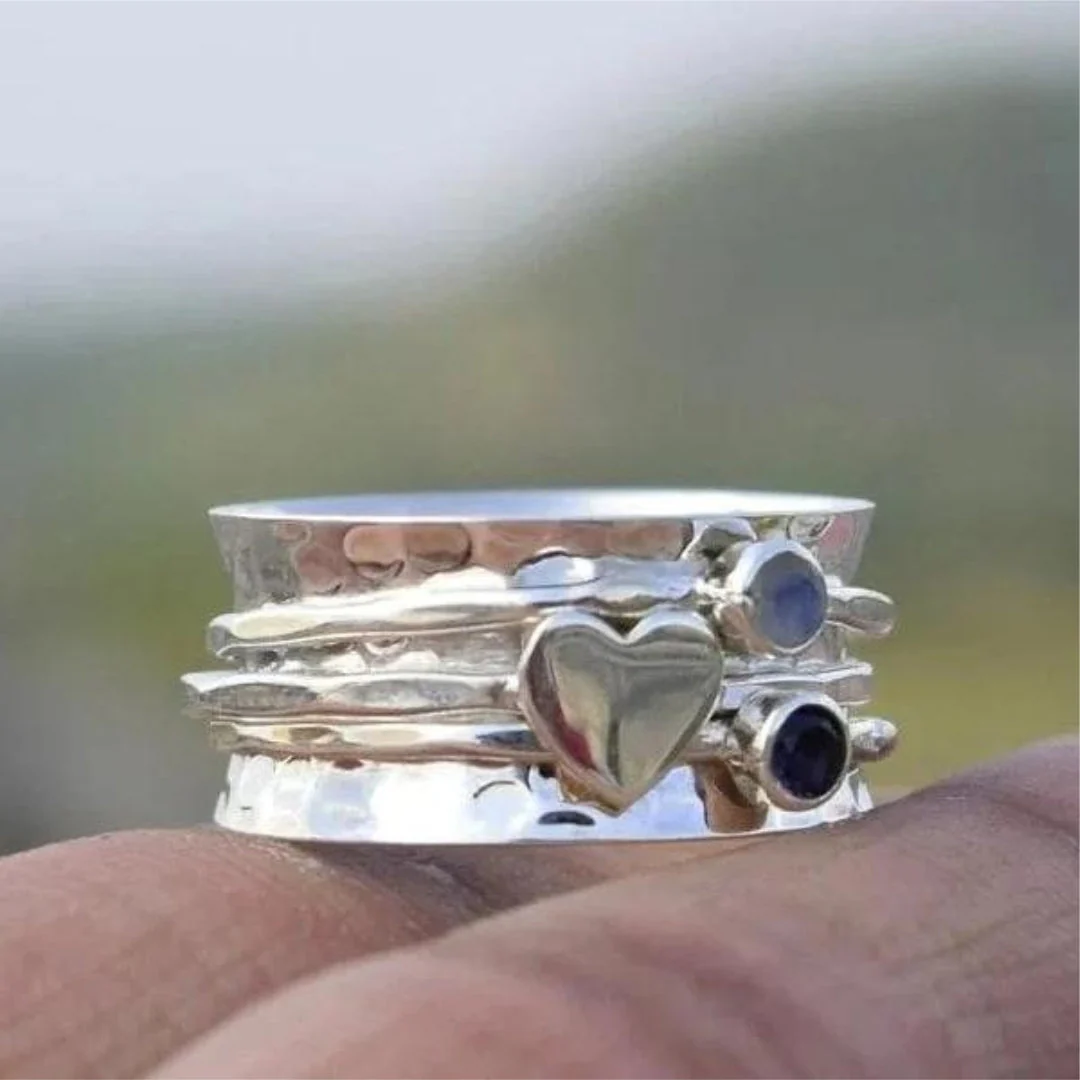 Spinner Hart Ring