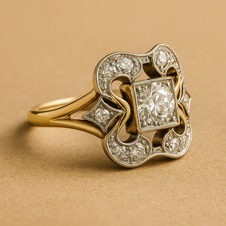 Vintage Zirconia Gold Ring - Image 2