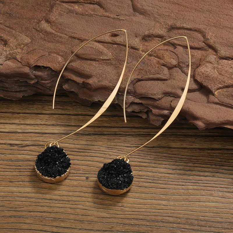 Vintaje Black & Gold Dangling Earrings