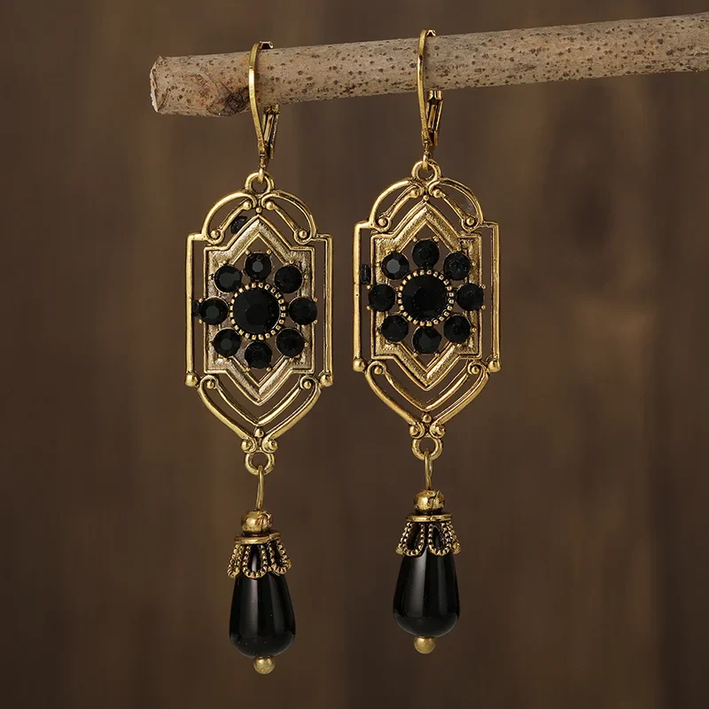 Vintaje Earrings with Hanging Black Crystals