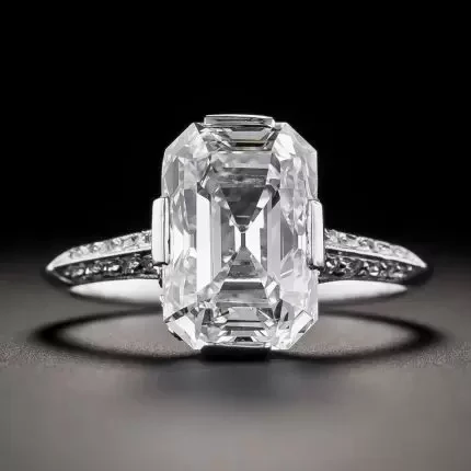 Vintaje White Glass Silver Ring