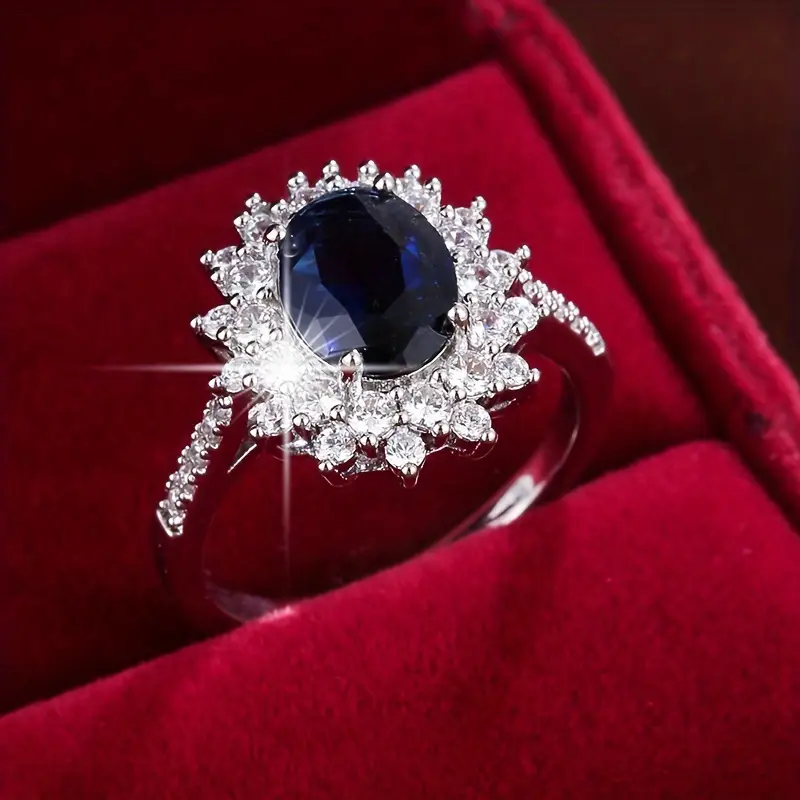 Vionne Saphirae Ring | Gold - Image 3