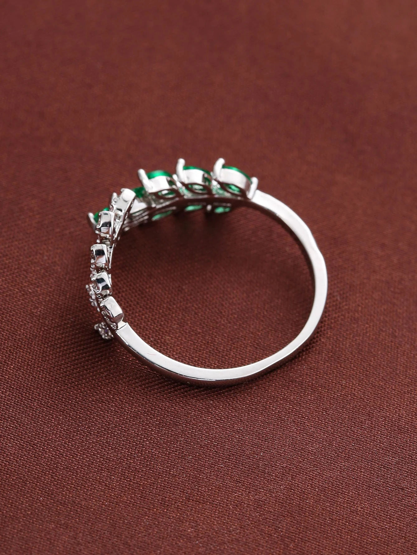 Vivere Lyselle Ring | White Gold - Image 4